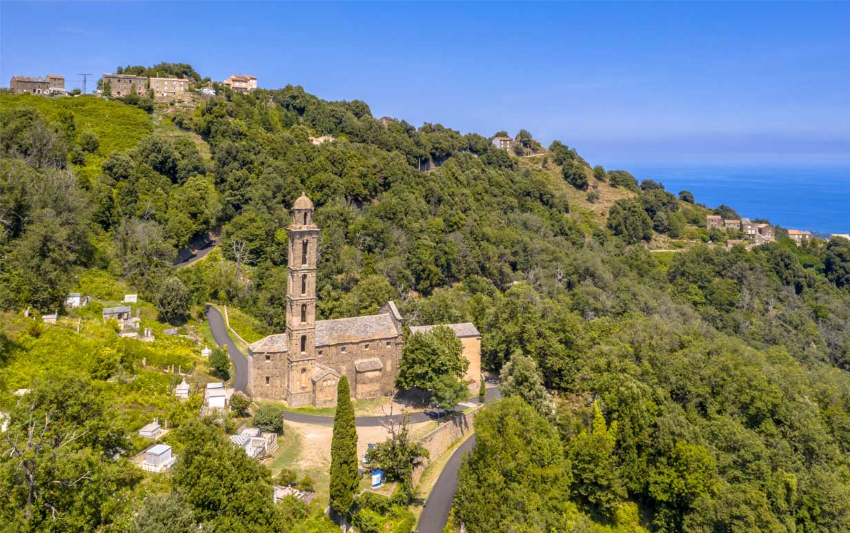 What to See Around Moriani Plage in Corsica? The Complete Guide to the Costa Verde 