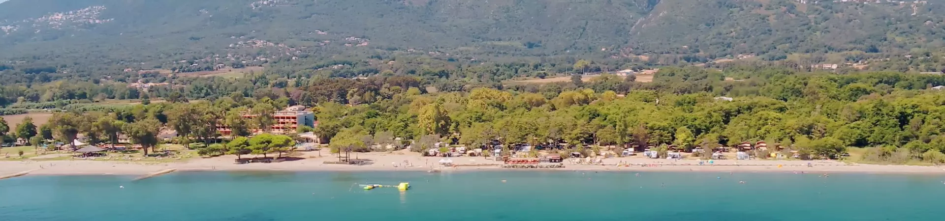 camping-corse-merendella-bord-de-mer-luxe