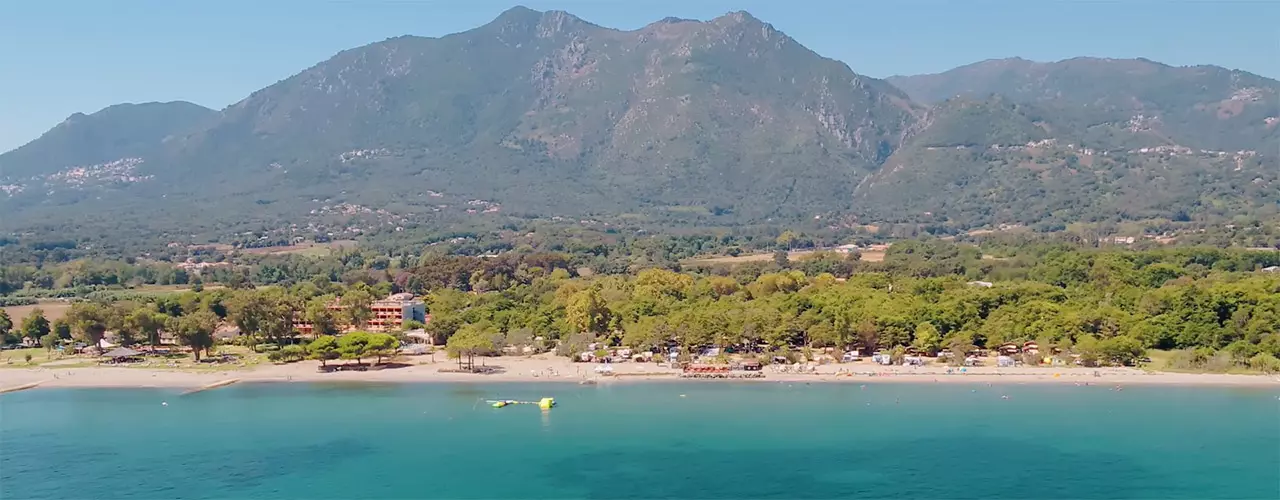 camping-corse-merendella-bord-de-mer-luxe