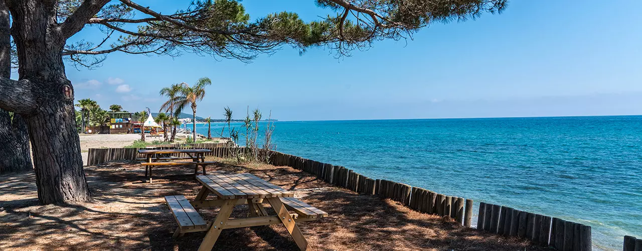 camping-corse-merendella-bord-de-mer-luxe