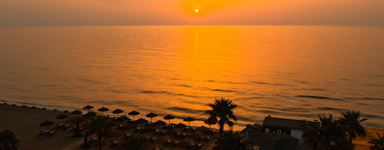 camping-corse-bord-de-mer-luxe-2025