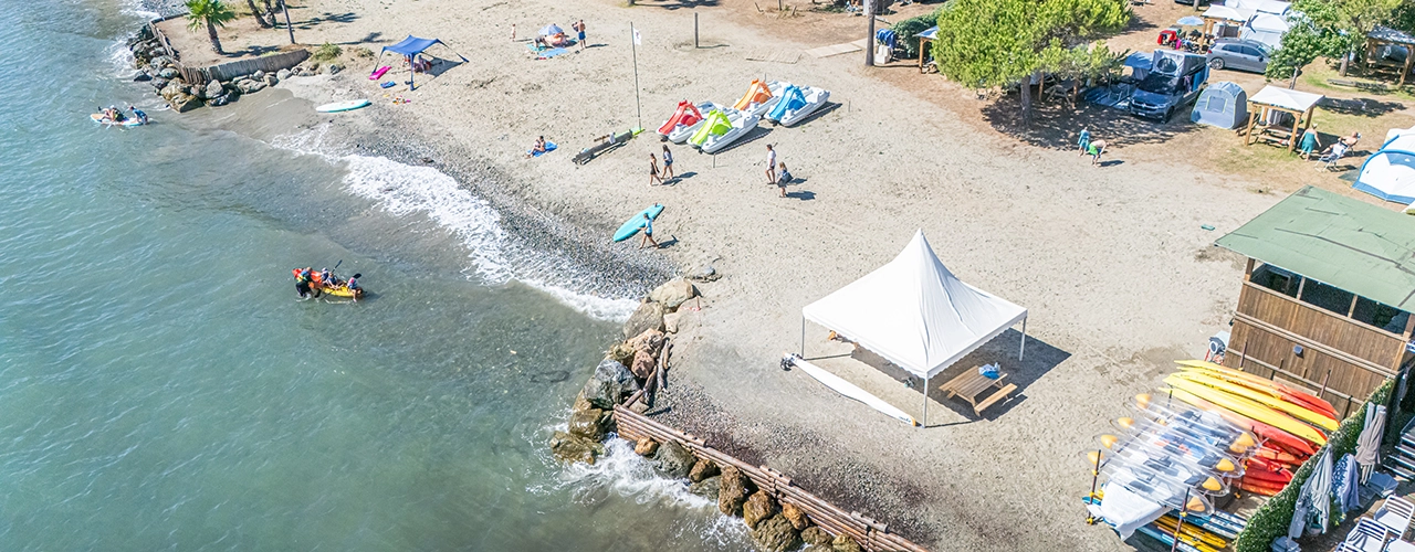 camping-corse-bord-de-mer-luxe-2025